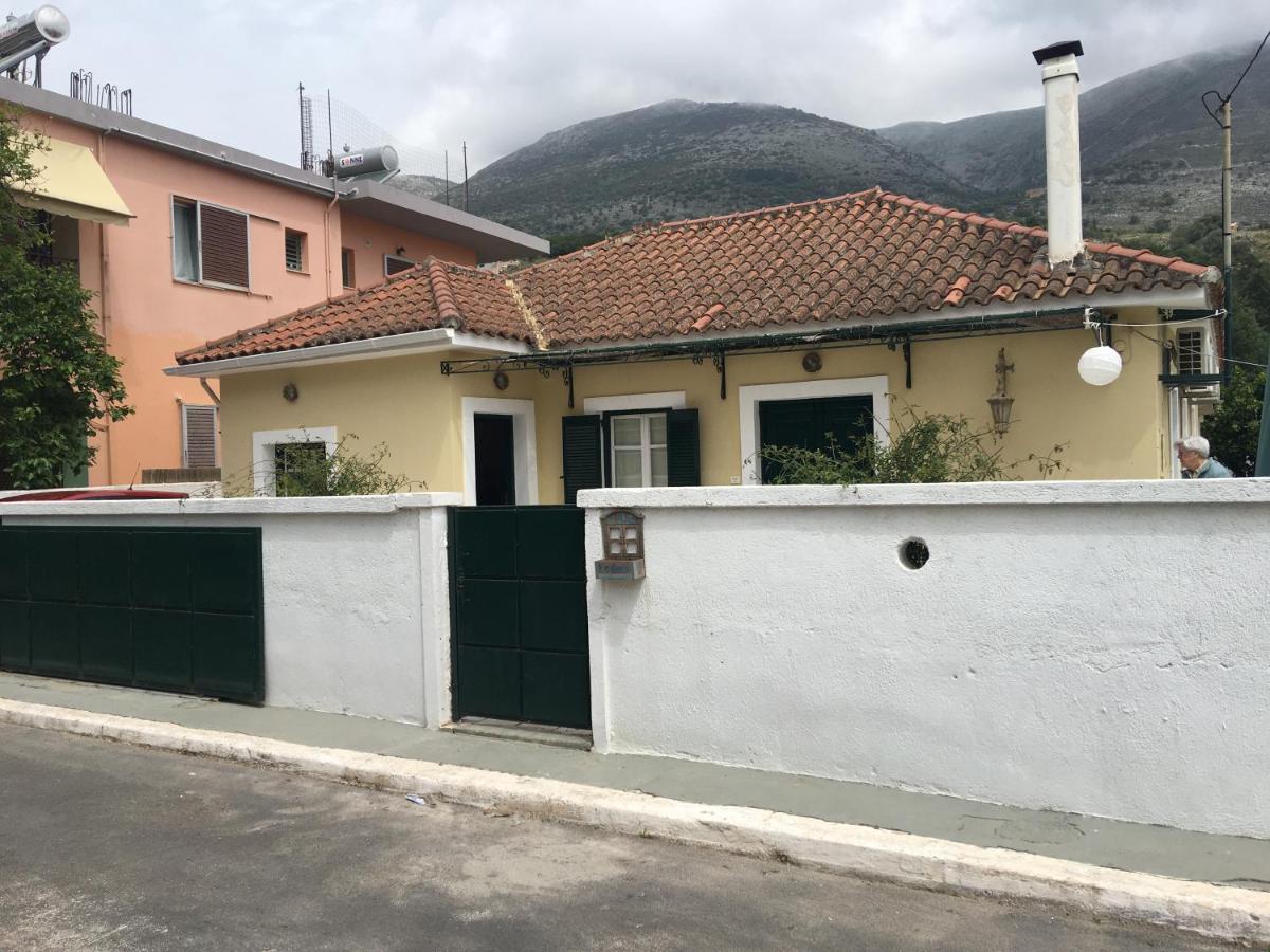Lena'S Traditional Villa Agia Efimia Exterior foto