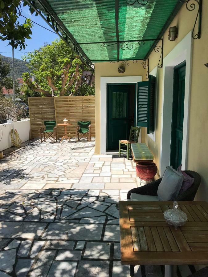 Lena'S Traditional Villa Agia Efimia Exterior foto